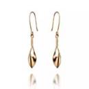 Siirry ryhmään Kultaiset roikkuvat korvakorut