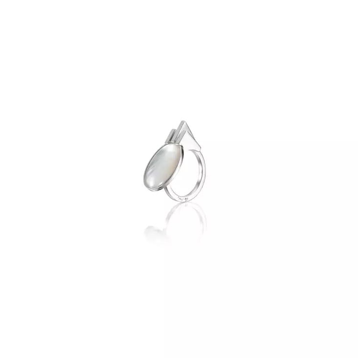 Efva Attling Mother Pearl sormus 13-100-01350 - Sormusbrändit - 13-100-01350-180 - 1