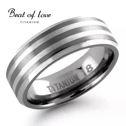 Beat of Love titaanisormus hopearaidoilla 7 mm - Titaanisormukset - TI-157-7mm-155 - 1