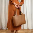 Aarni Aava Tote-laukku Konjakki - Laukut - 6430066272815 - 2